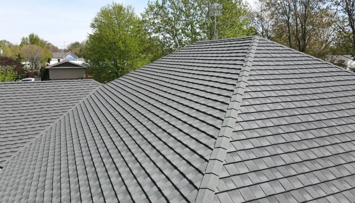 asphalt roof by fs contractors