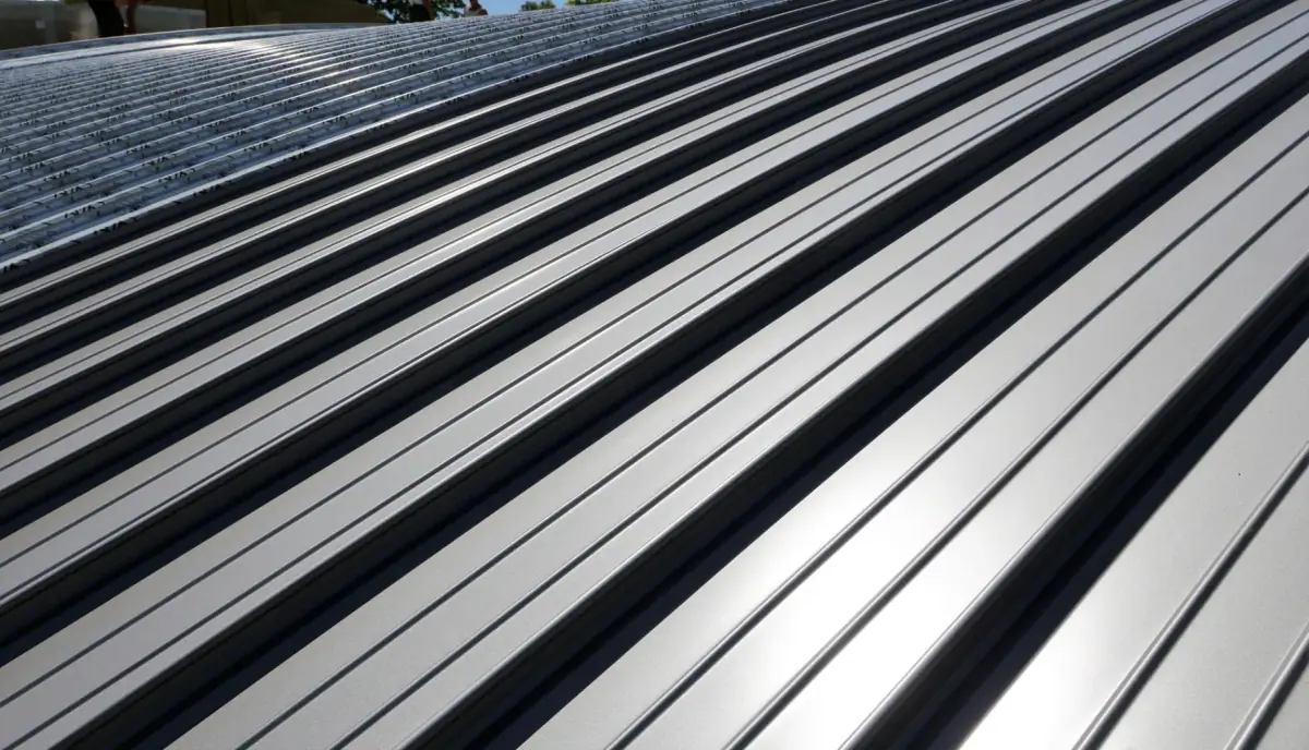 Storm Resistant Steel Metal Roofing for Farms and Barns